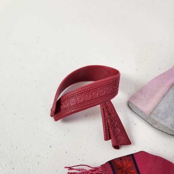 Disney Frozen Anna Elsa Clothing Lot Replacement Parts Belt Blanket Dress - Picture 6 of 7